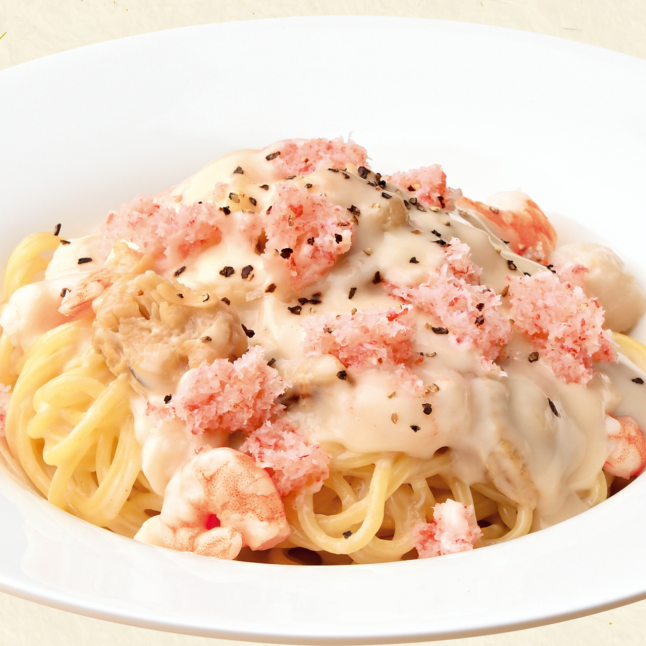 カニとホタテのクリームソース